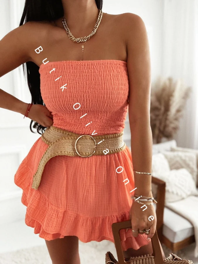 Sommer-Overall aus Muselin – apricotfarbener Skort-Jumpsuit mit Rüschen