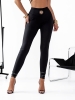 czarne modelujące legginsy push up z logo BS na przodzie