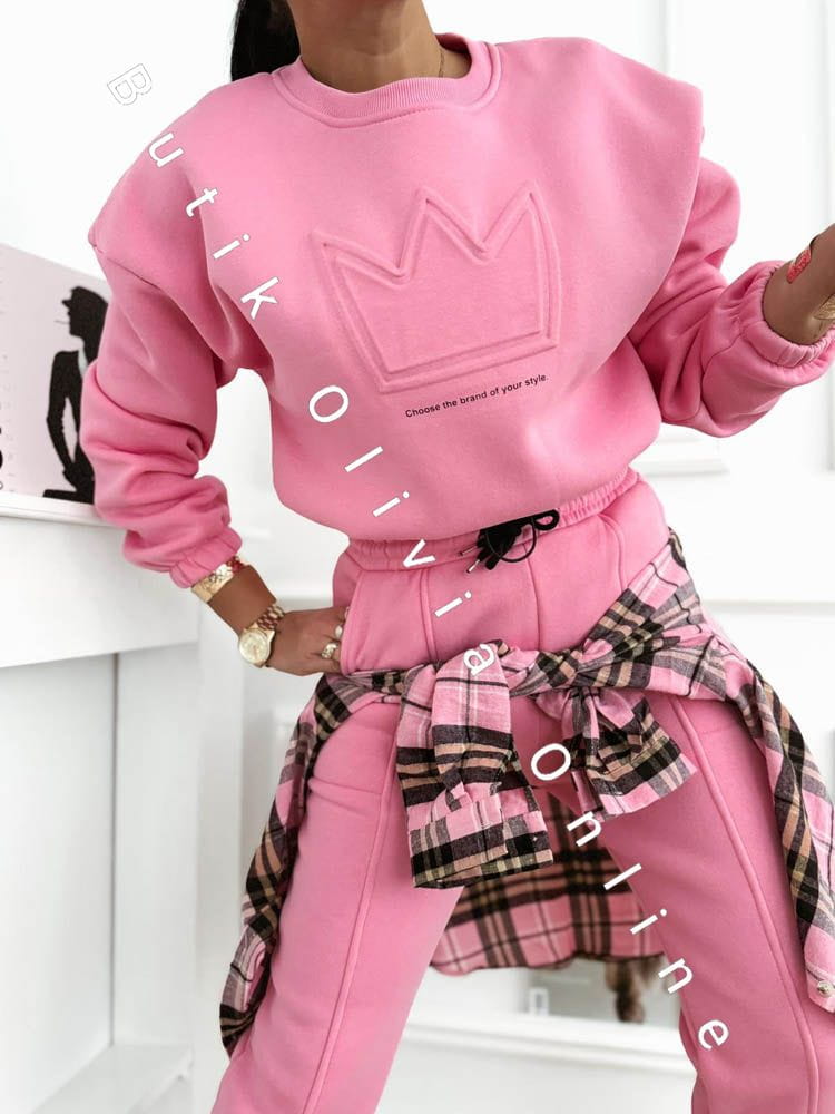 gefuetterter-loungewear-set-krone-rosa
