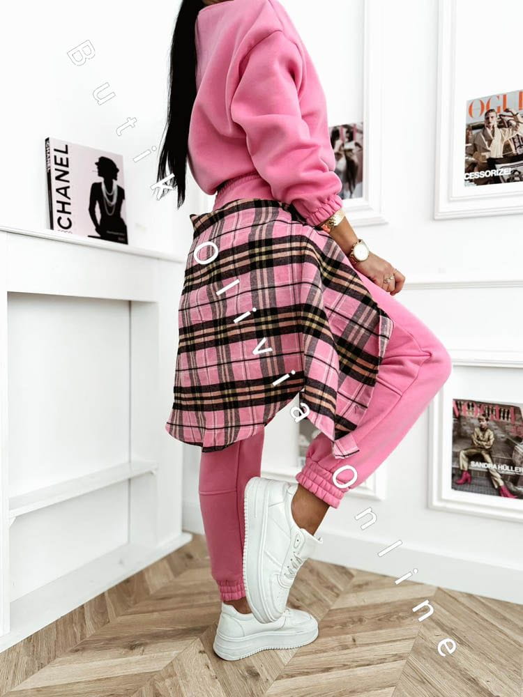 gefuetterter-loungewear-set-krone-rosa