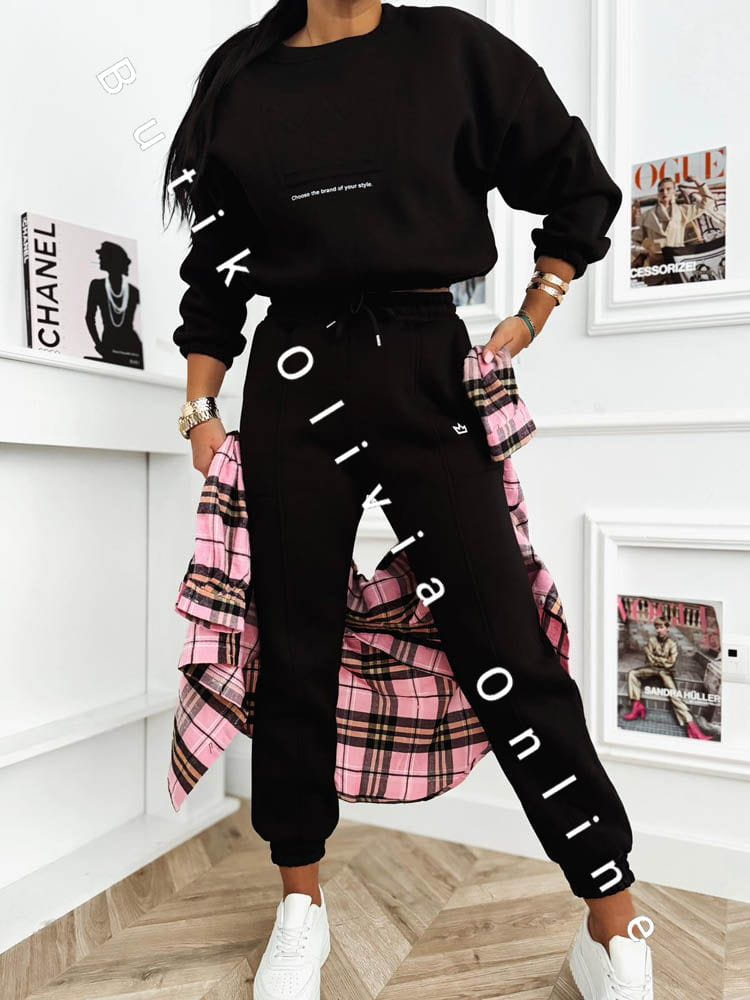 gefuetterter-loungewear-set-krone-schwarz