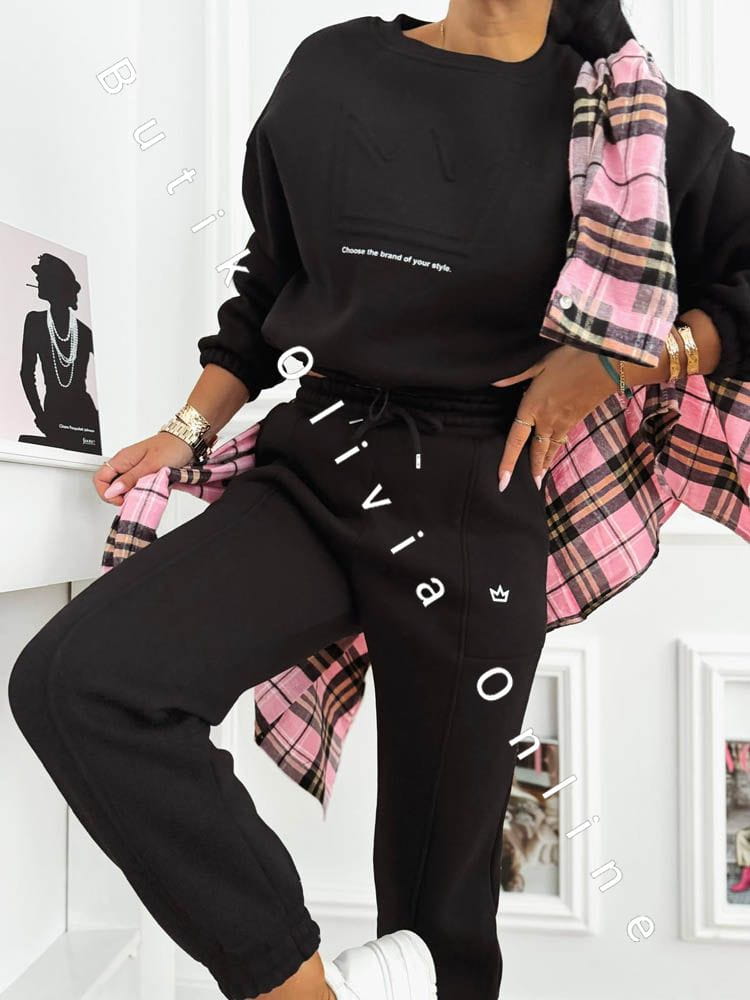 gefuetterter-loungewear-set-krone-schwarz