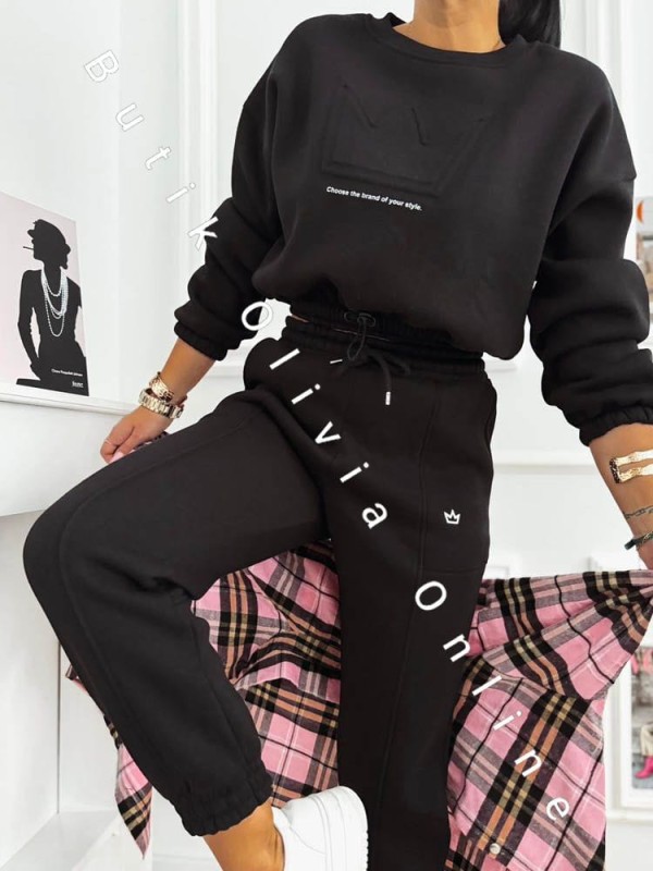 gefuetterter-loungewear-set-krone-schwarz