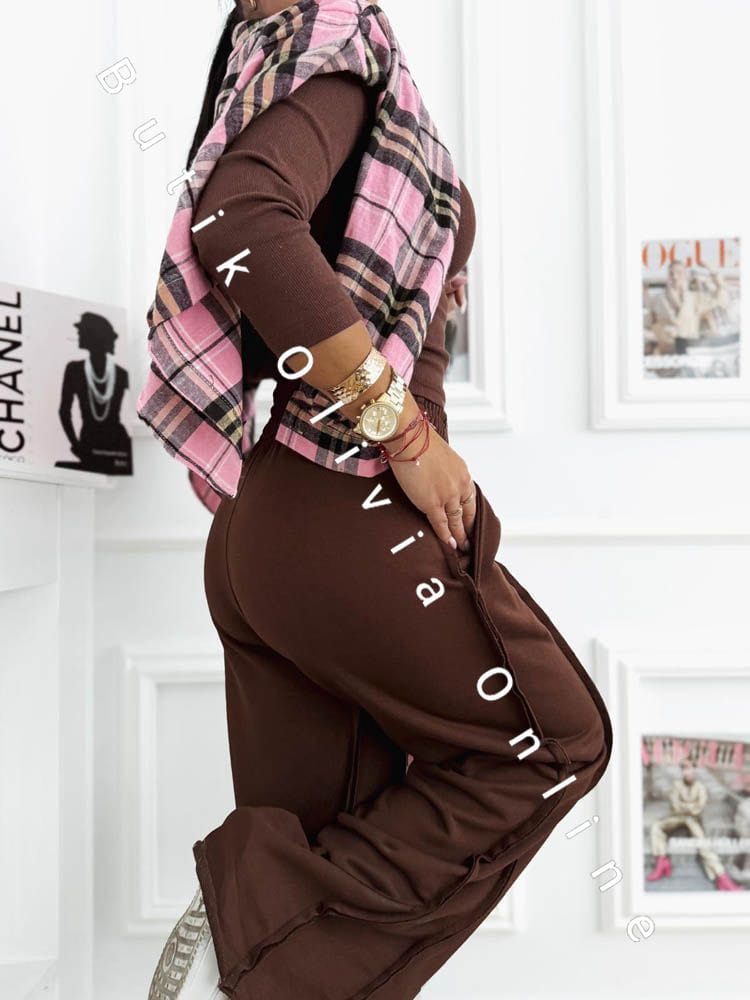 komplet-bluzka-prazkowana-szerokie-spodnie-czekoladowy