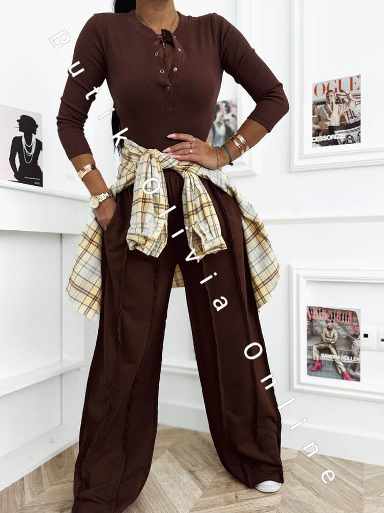komplet-bluzka-prazkowana-szerokie-spodnie-czekoladowy