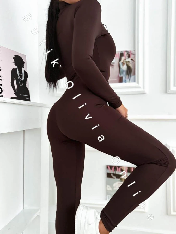 jumpsuit-mit-guertel-high-ausschnitt-schokoladenbraun