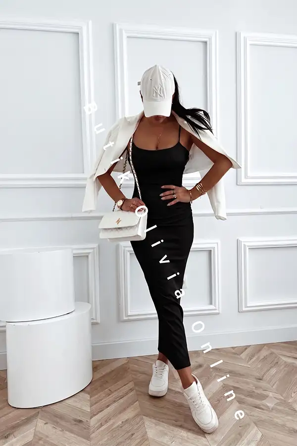 Schwarzes geripptes Kleid mit schmalen Trägern