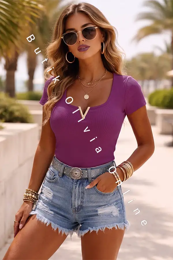 Violettes Rib-Shirt mit U-Ausschnitt