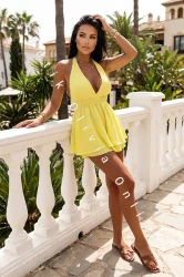 Neckholder-Jumpsuit mit tiefem Ausschnitt OSTER – Gelb